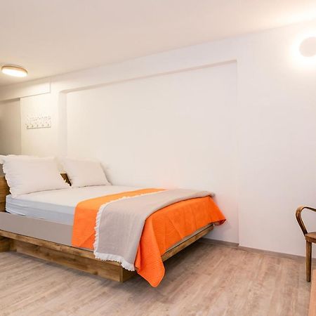 Studio Apartman Max Center Of The Old Town Free Parking Beautiful View Sibenik Exterior photo