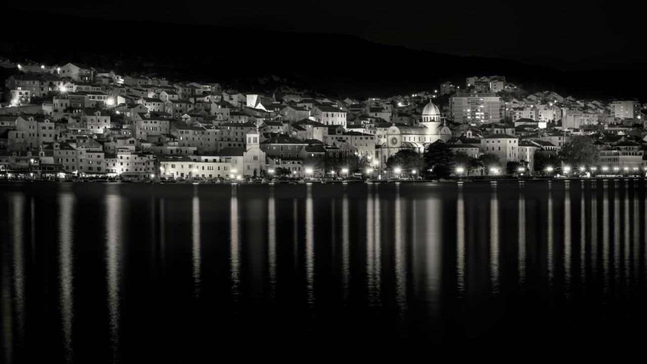 Studio Apartman Max Center Of The Old Town Free Parking Beautiful View Sibenik Exterior photo